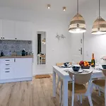 Guest house Na Skraju Lasu E-apart 3*