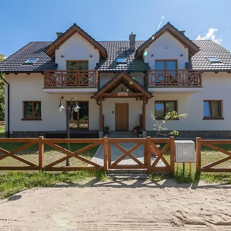 Guest house Na Skraju Lasu E-apart 3*