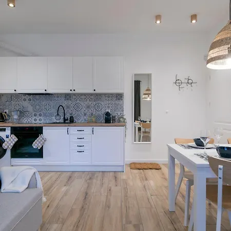 Affittacamere Na Skraju Lasu E-apart 3*