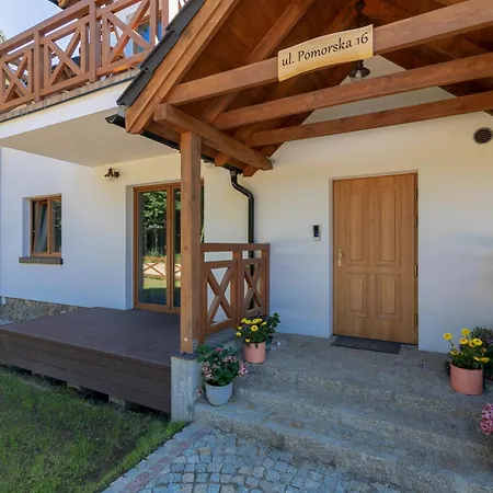Guest house Na Skraju Lasu E-apart 3*