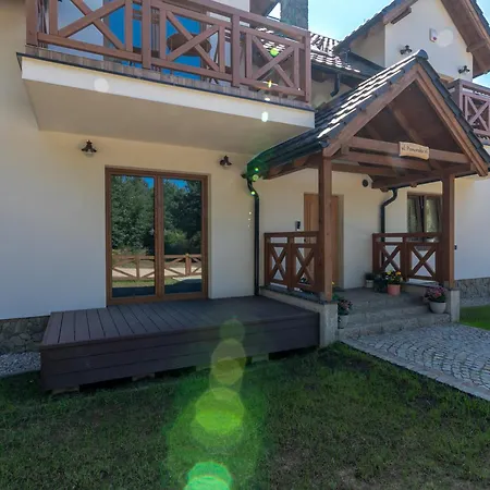 Guest house Na Skraju Lasu E-apart