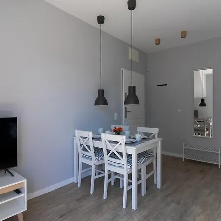 Affittacamere Na Skraju Lasu E-apart 3*