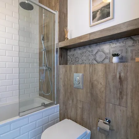 Na Skraju Lasu E-apart Jastrzębia Góra