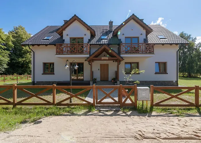 بيت ضيافة Na Skraju Lasu E-apart 3*