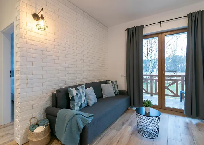 بيت ضيافة Na Skraju Lasu E-apart 3*