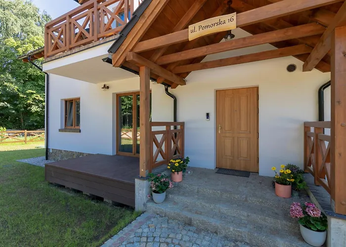 بيت ضيافة Na Skraju Lasu E-apart 3*