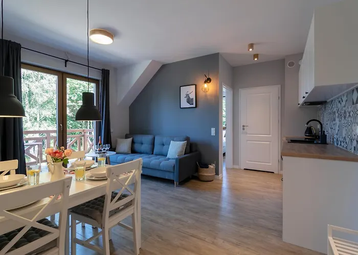 ゲストハウス Na Skraju Lasu E-apart 3*