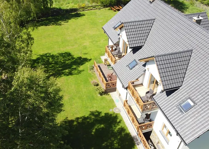 Na Skraju Lasu E-apart بيت ضيافة 3*