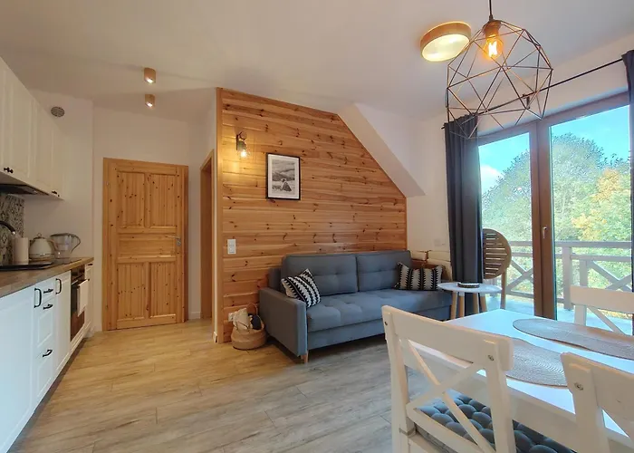 Na Skraju Lasu E-apart بيت ضيافة 3*